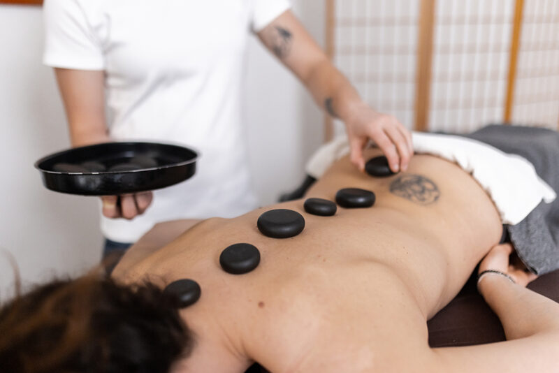 Masáž lávovými kameny